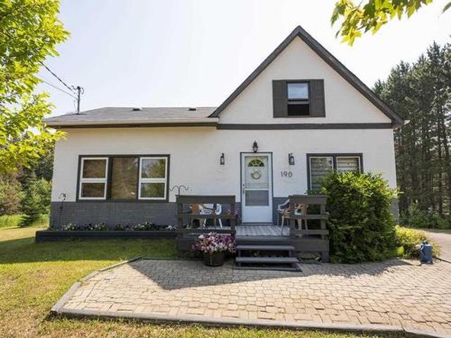 House for sale in Thunder Bay, Ontario
