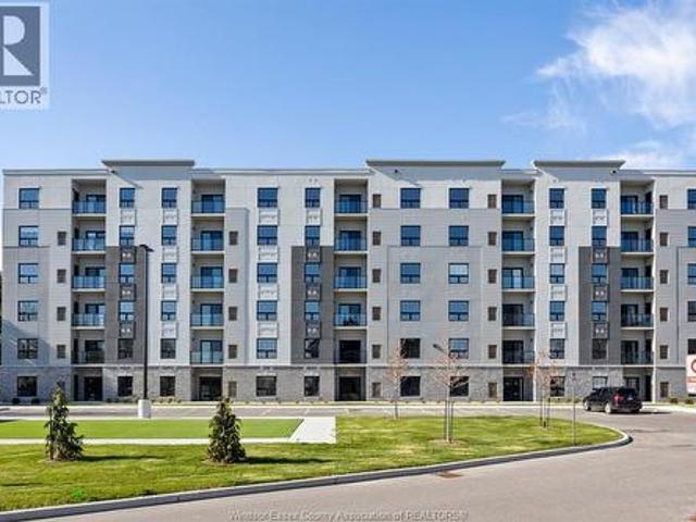 Condo for sale in Kingsville, Ontario