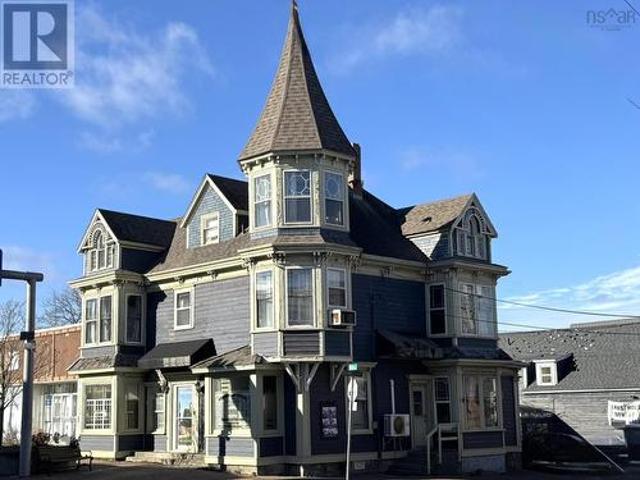 Property for sale in Liverpool, Nova Scotia
