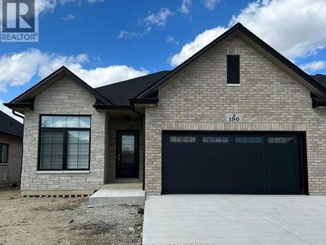 House for sale in Amherstburg, Ontario