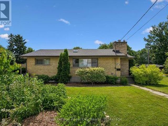 House for sale in Guelph, Ontario