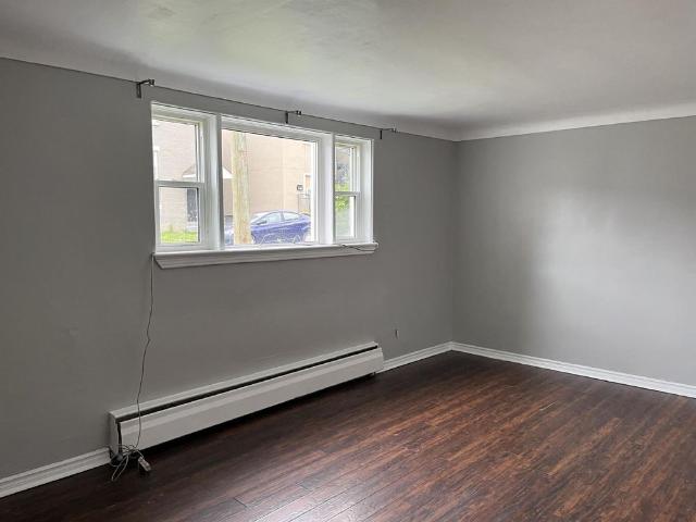 Apartment for rent in Mulhurst Bay, Ontario