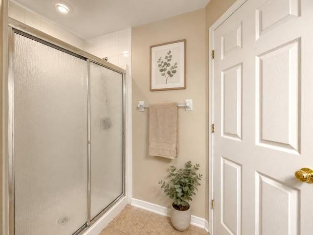 Apartment for rent in Mulhurst Bay, Ontario