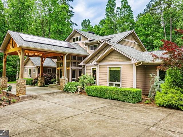 House for sale in Clarkesville, Georgia
