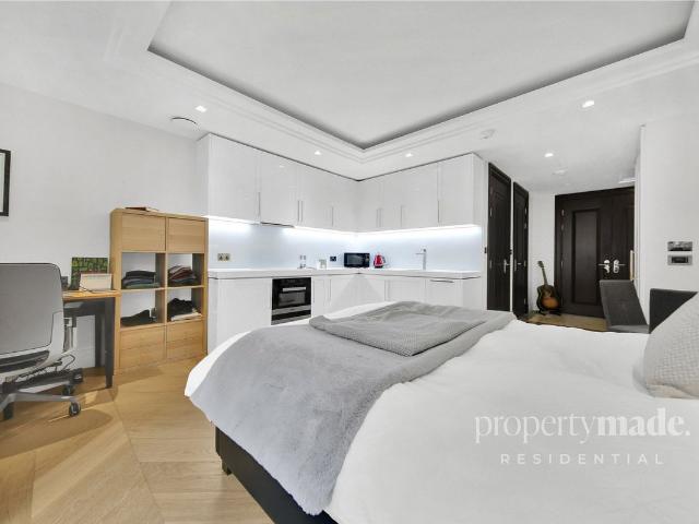 Studio for rent in St Clement Danes, Greater London