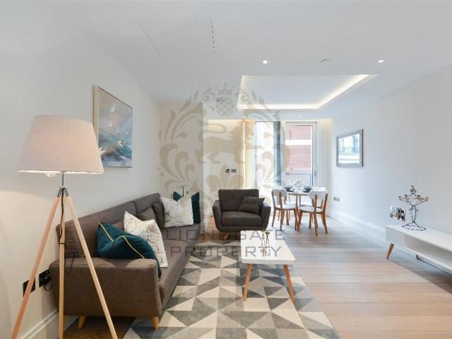 House for rent in St Clement Danes, Greater London