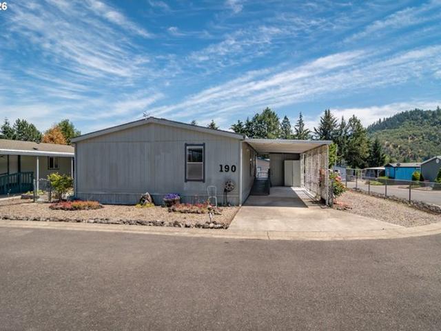 House for sale in Oregonia