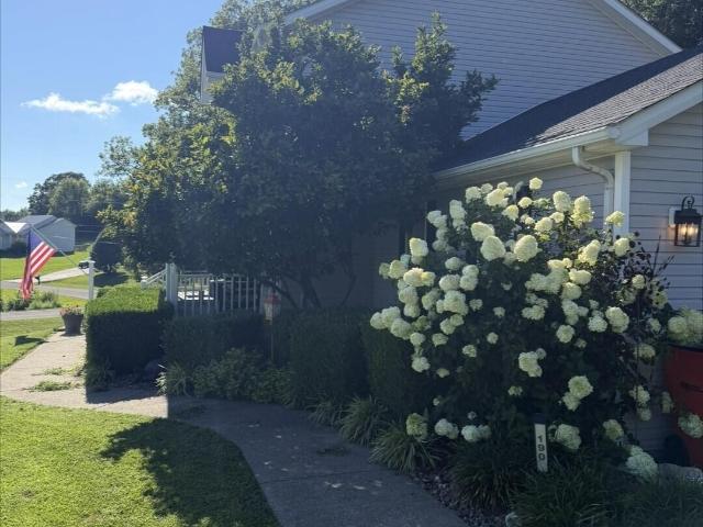 House for sale in Cecilia, Kentucky