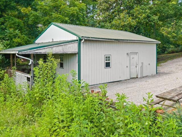 House for sale in Burnside, Kentucky