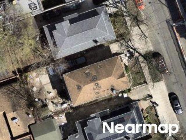 House for sale in Queens, Arverne