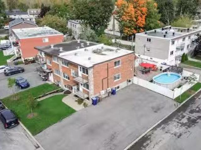 House for sale in Vimont, Laval (région administrative)