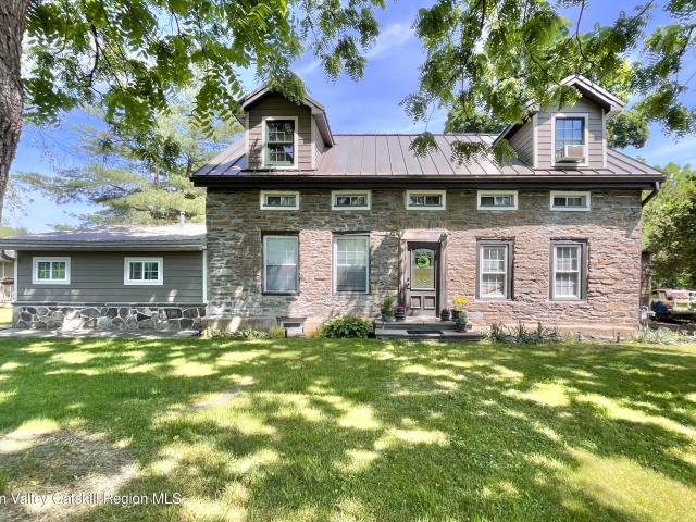 House for sale in Bloomington, New York