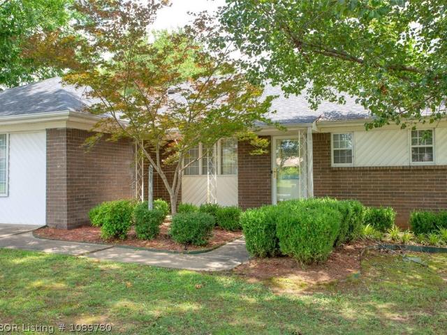 House for sale in Ark