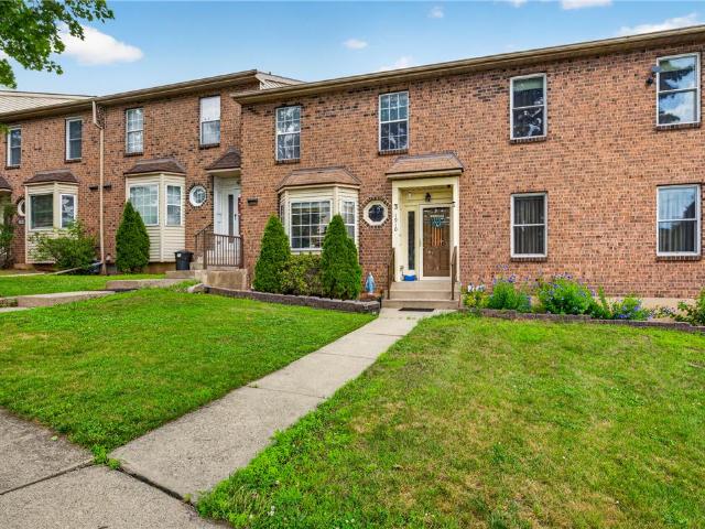 Townhouse for sale in Lehigh, Pennsylvania