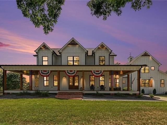House for sale in Pickens, Georgia