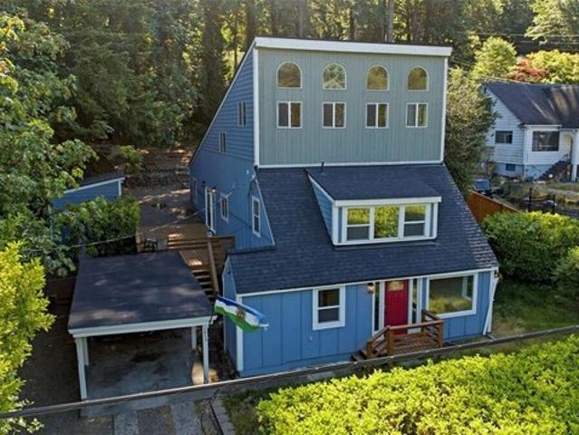 House for sale in Belfair, Washington