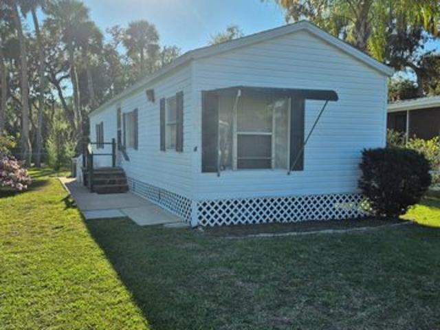 House for sale in New Smyrna Beach, Florida