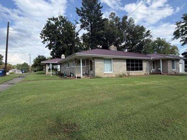 House for sale in Eldorado, Illinois