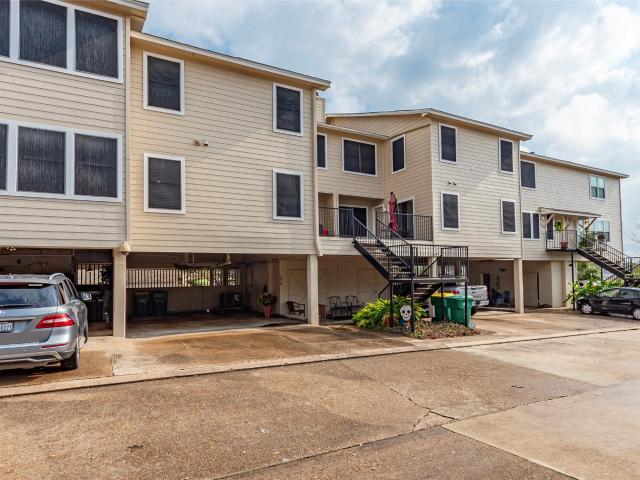 Townhouse for sale in Seabrook