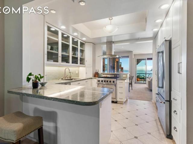 Condo for sale in Belvedere Tiburon