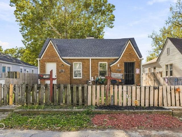 House for sale in North Brookside, Indianapolis