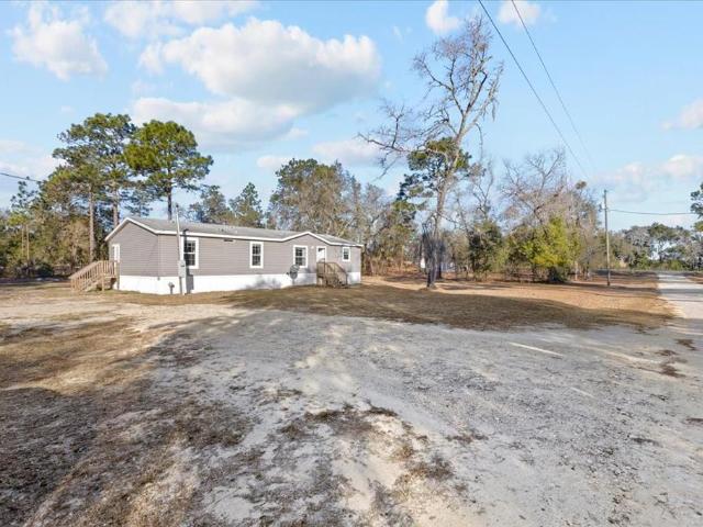 House for sale in Morriston, Florida