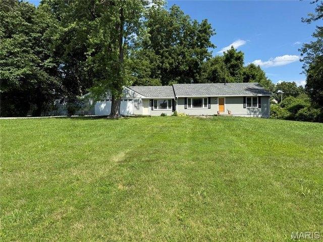 House for sale in Saint Peters, Missouri