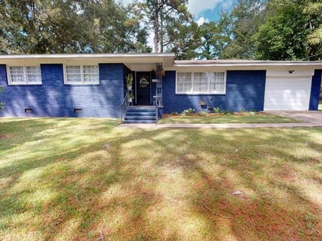 House for sale in Sullivan Heights, Dothan