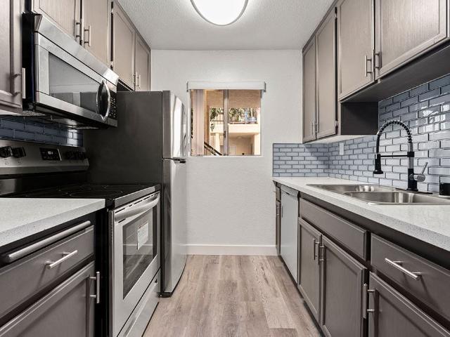 Apartment for rent in Reseda, Canoga Park