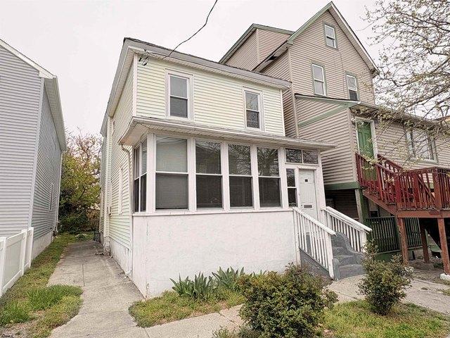 House for sale in Atlantic City, New Jersey