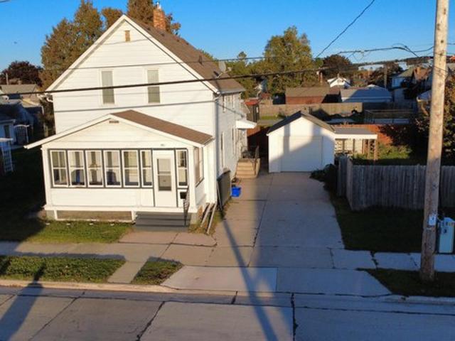 House for sale in Two Rivers, Manitowoc County