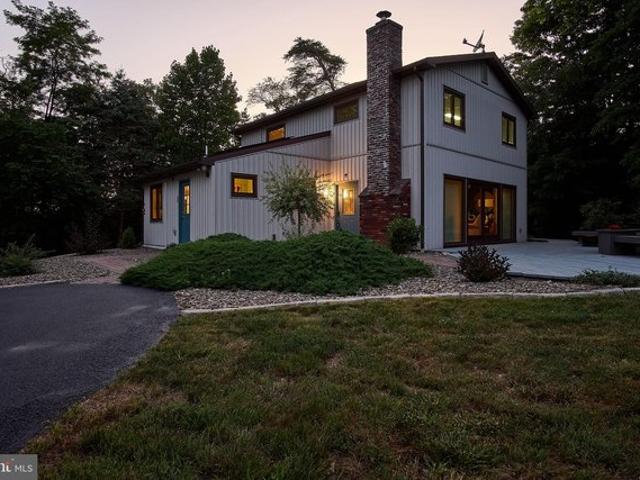 House for sale in Cumberland, Pennsylvania