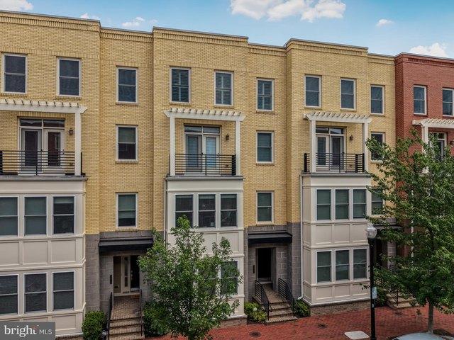 Condo for sale in Virginia