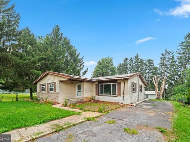 House for sale in Cumberland, Pennsylvania