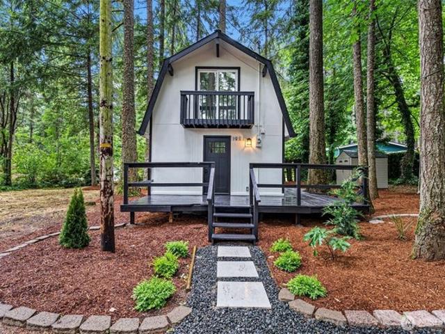 House for sale in Lakebay, Washington