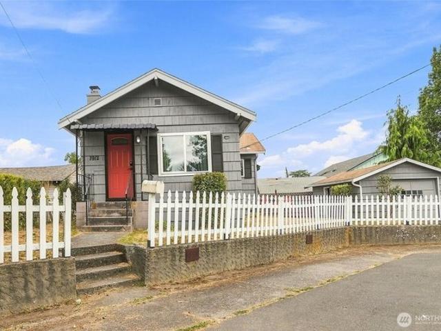 House for sale in Belfair, Washington