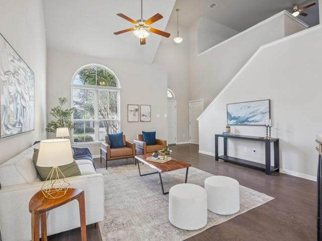 House for sale in Manchaca, Texas