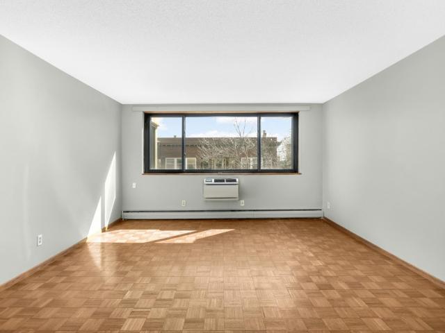 House for sale in Lowry Hill, Minneapolis