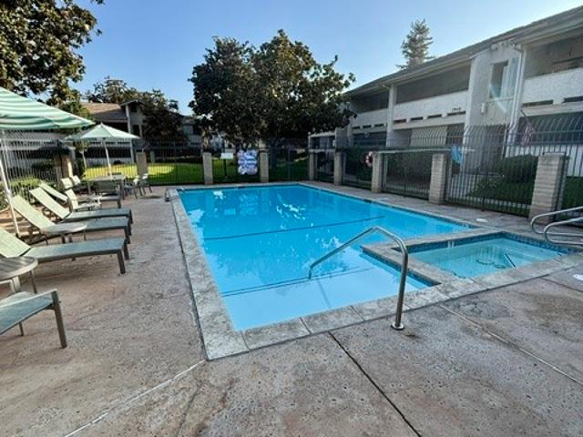 Condo for sale in Simi Valley, California