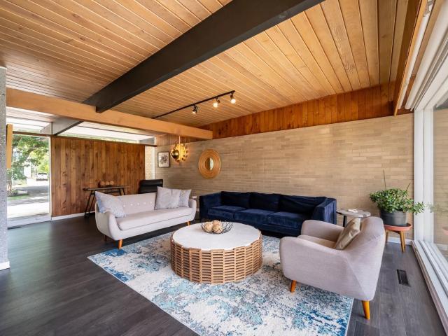 House for sale in Highland Park