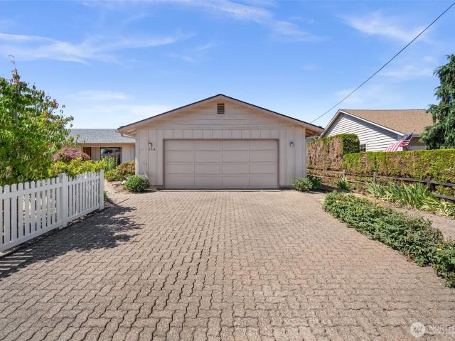House for sale in Puyallup, Washington