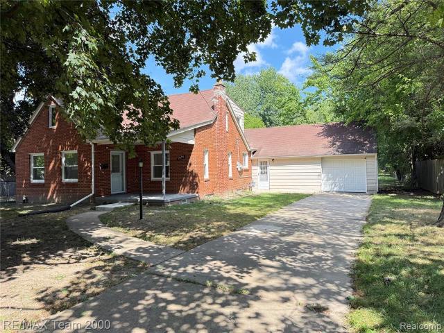 House for sale in Harper Woods, Michigan