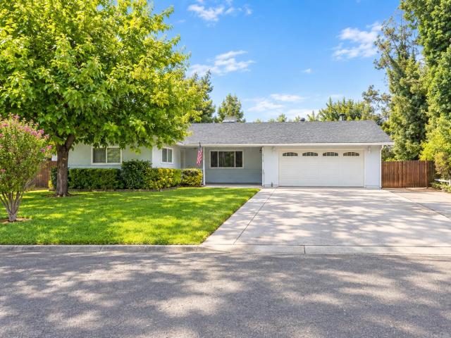 House for sale in Anderson, Shasta County