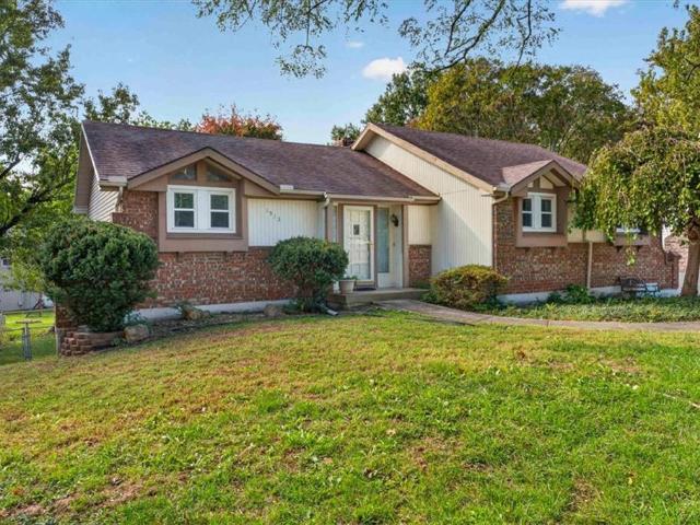 House for sale in Lee's Summit, Jackson County