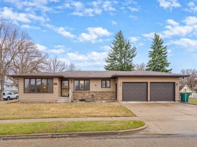 House for sale in Bismarck, North Dakota