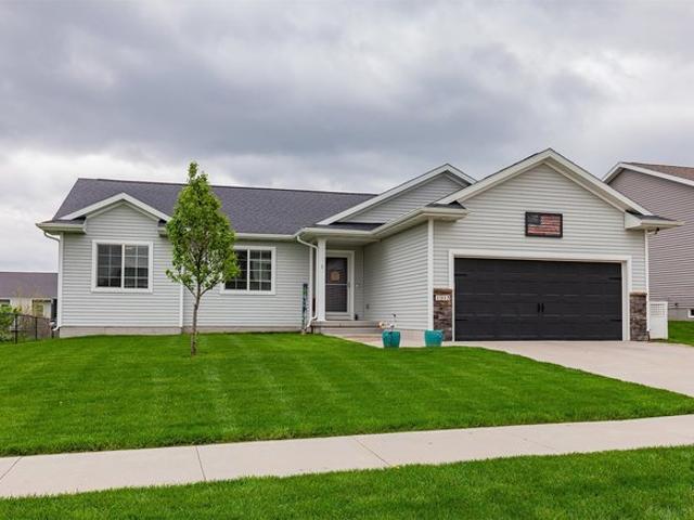 House for sale in Adel, Dallas County