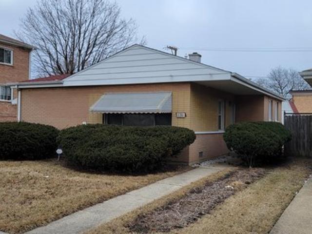 House for sale in Broadview, Illinois