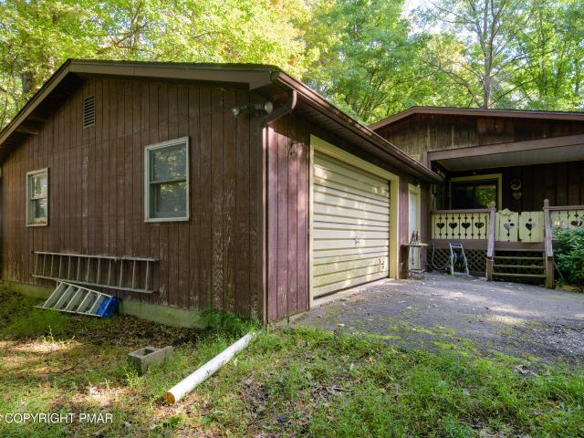 House for sale in Sun Valley, Chestnuthill Township