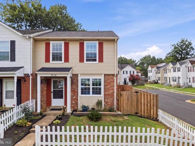 Townhouse for sale in Virginia
