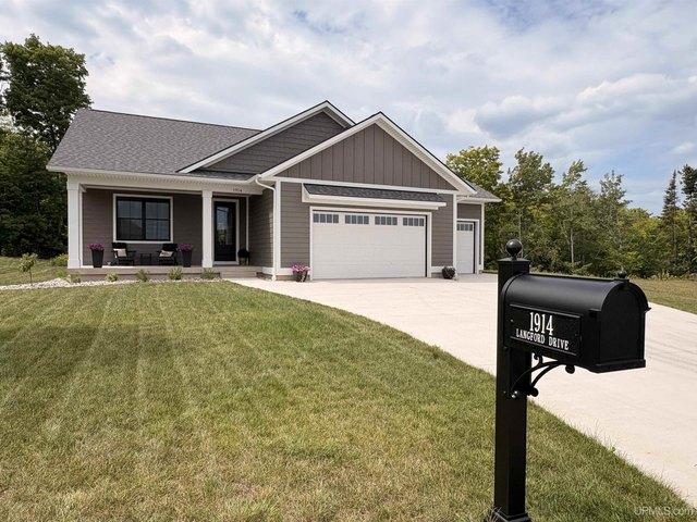 House for sale in Marquette, Michigan